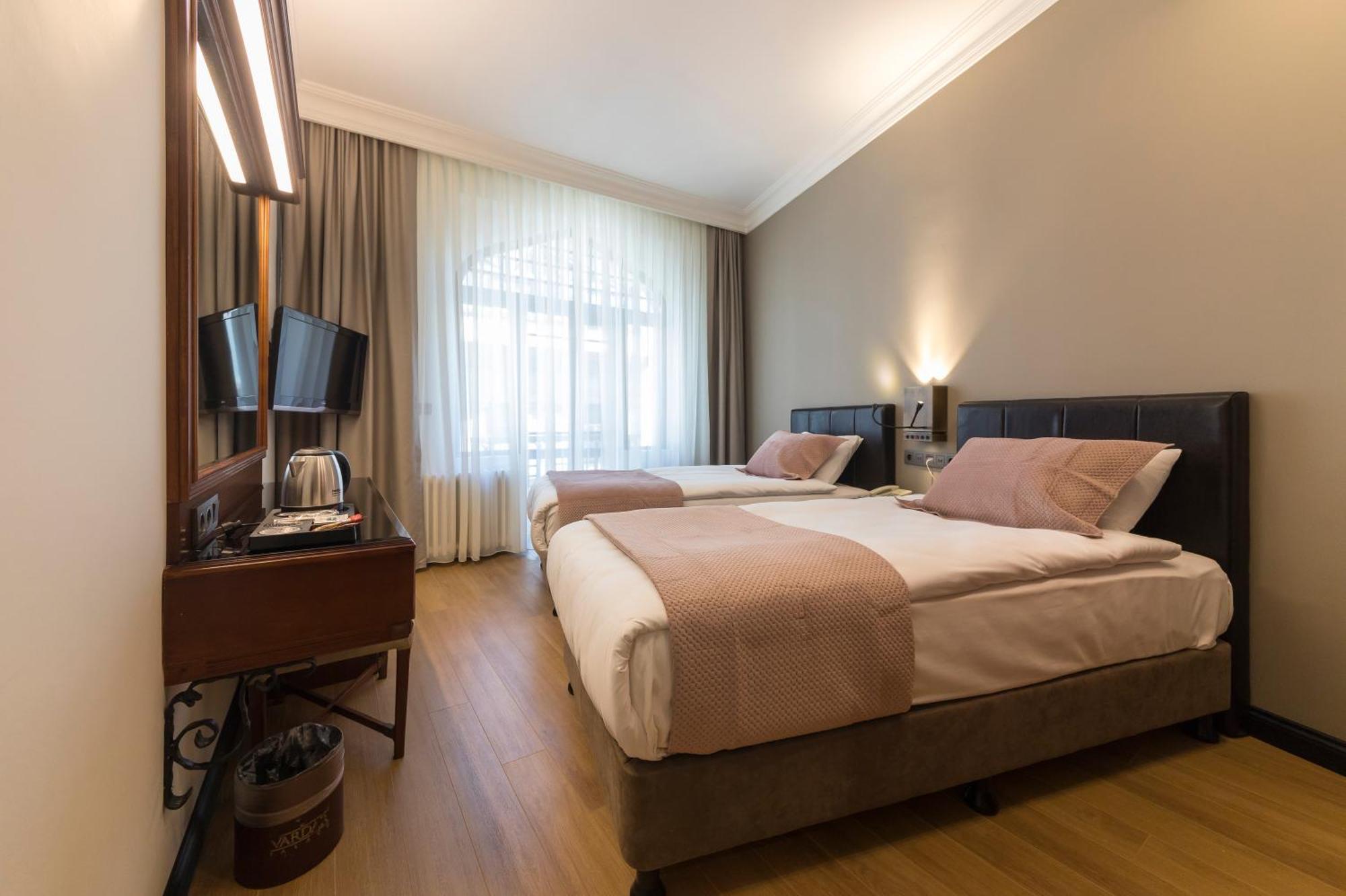 Vardar Palace Hotel - Special Category Istanbul Exterior photo